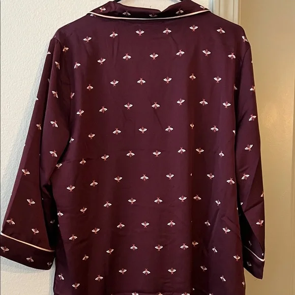 Ann Taylor Plum Pajama Set with White Accents - Picture 7 of 9